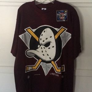 VINTAGE MIGHTY DUCKS TEE SHIRT- NEVER WORN
